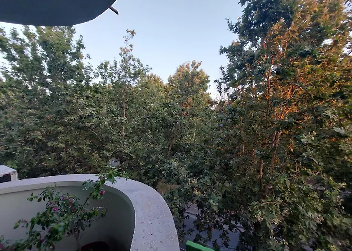 River Hostel Tirana